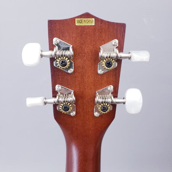 Ukulele KALA Brand Music Co. Isle Mahogany Soprano 4-String KA-15S - Picture 5 of 10